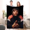 1890282254100a37d01bd1a69feeae50 - Louis Tomlinson Shop